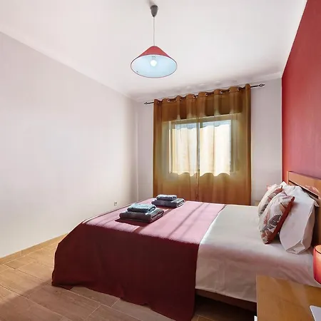 Ferias Felizes Apartman